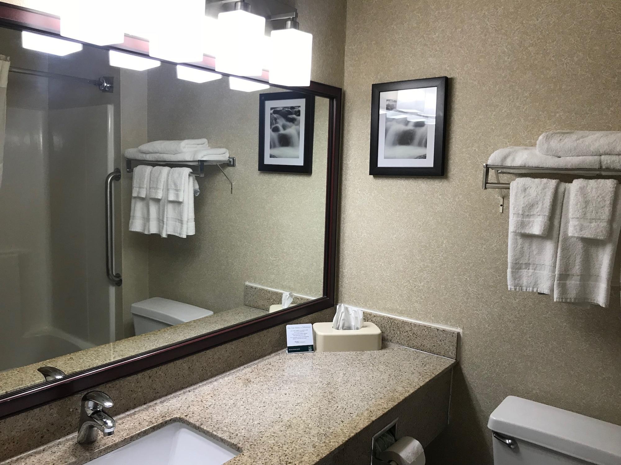 Quality Inn & Suites Springfield Southwest Near I-72 Exteriör bild