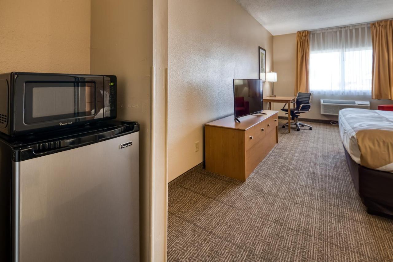 Quality Inn & Suites Springfield Southwest Near I-72 Exteriör bild